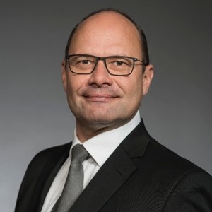 Jochen Biewer, Chevron Consultants